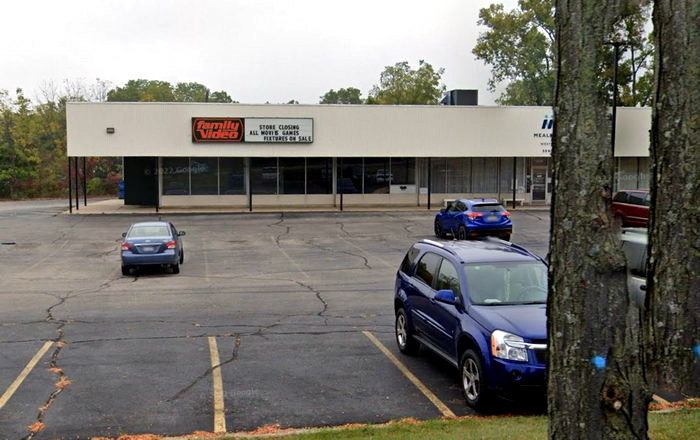Family Video - Grand Rapids - 1954 Fuller Ave Ne